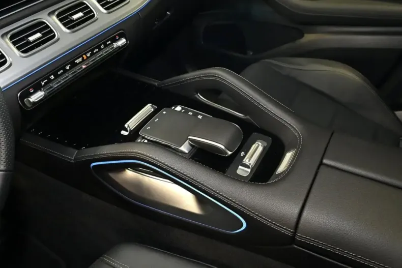 Mercedes-Benz GLE 450 din 2025 cu 3.700 km - oferta MER164607 - foto 16