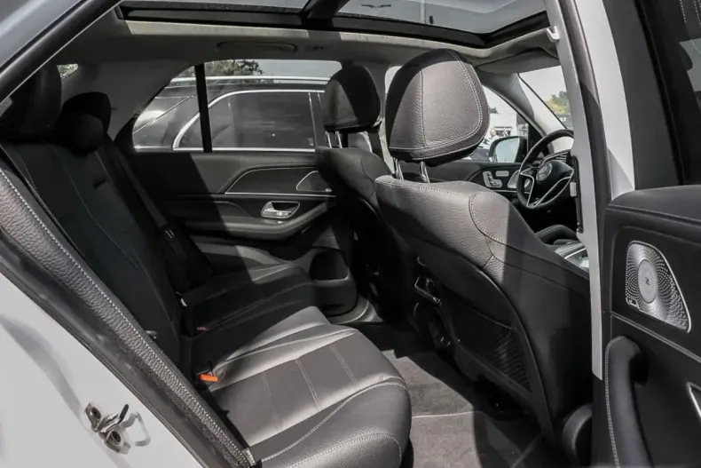 Mercedes-Benz GLE 450 din 2024 cu 21.878 km - oferta MER164611 - foto 6