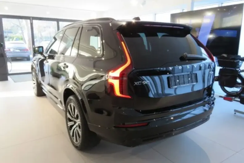 Volvo XC90 din 2025 cu 6.796 km - oferta VOL164612 - foto 4