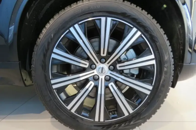 Volvo XC90 din 2025 cu 6.796 km - oferta VOL164612 - foto 15