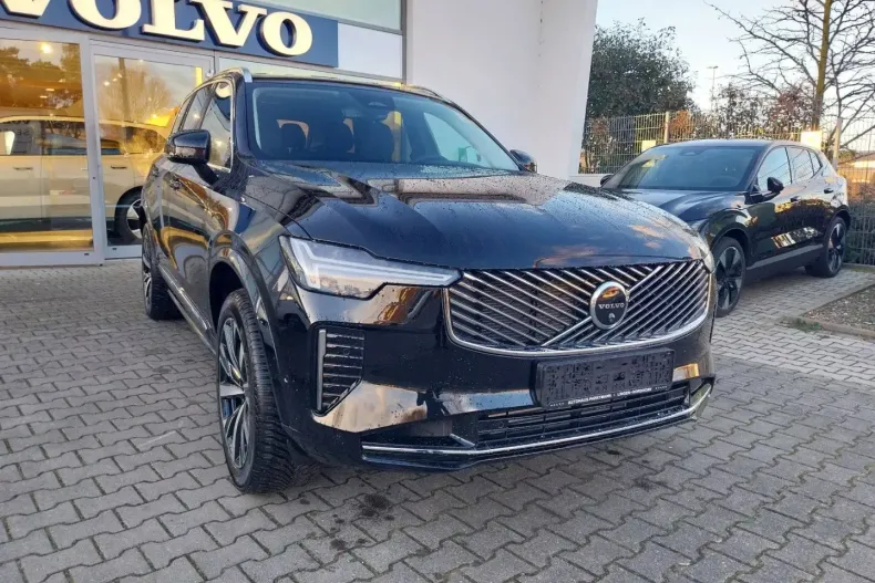 Volvo XC90 din 2025 cu 16.500 km - oferta VOL164614 - foto 2