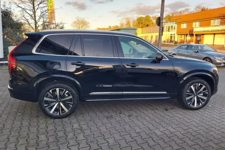 Volvo XC90 din 2025 cu 16.500 km - oferta VOL164614 - foto 3