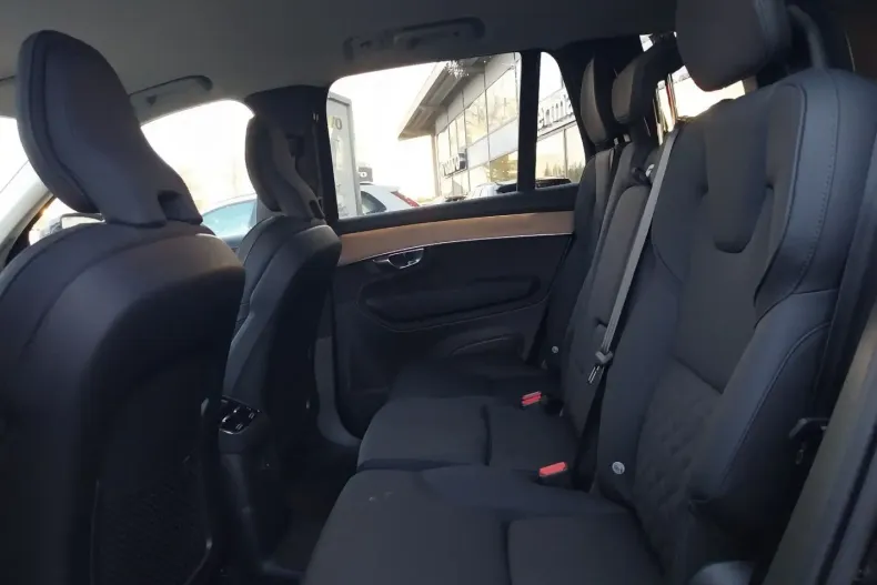 Volvo XC90 din 2025 cu 16.500 km - oferta VOL164614 - foto 10