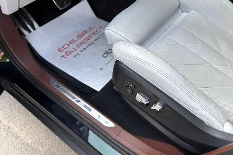 BMW XM din 2023 cu 45.035 km - oferta BMW164616 - foto 17