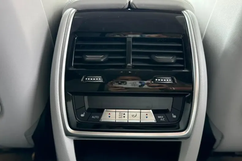 BMW XM din 2023 cu 45.035 km - oferta BMW164616 - foto 23