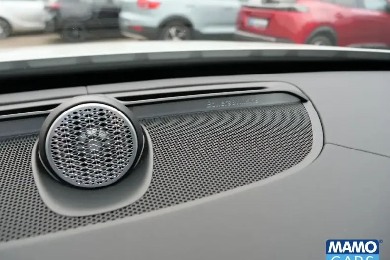 Volvo XC90 din 2025 cu 5.351 km - oferta VOL164619 - foto 12