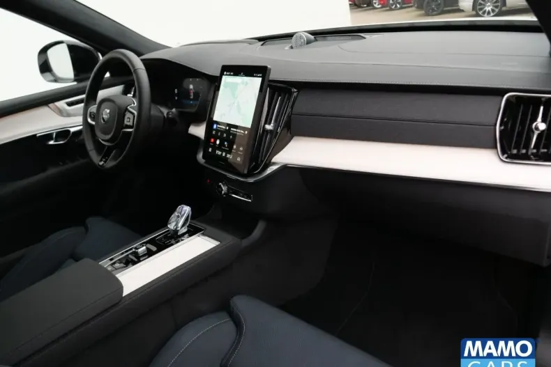 Volvo XC90 din 2025 cu 5.351 km - oferta VOL164619 - foto 33