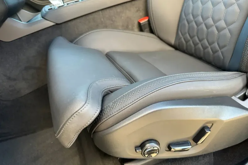 Volvo XC90 din 2025 cu 21.500 km - oferta VOL164622 - foto 9