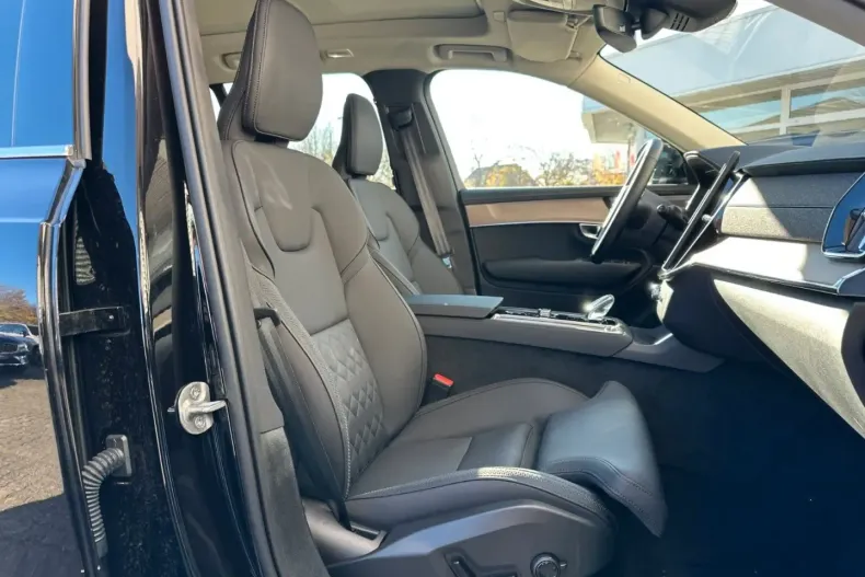 Volvo XC90 din 2025 cu 21.500 km - oferta VOL164622 - foto 12