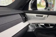 Volvo XC90 din 2025 cu 3.000 km - oferta VOL164624 - foto 16