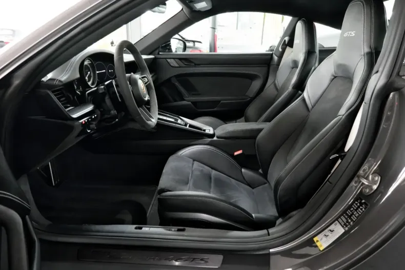 Porsche 992 din 2024 cu 10.000 km - oferta POR164636 - foto 9