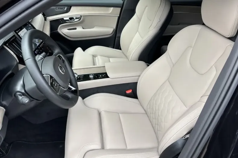 Volvo XC90 din 2025 cu 7.000 km - oferta VOL164638 - foto 10