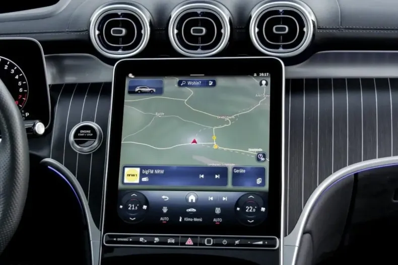 Mercedes-Benz GLC 400 din 2025 cu 17.328 km - oferta MER164639 - foto 7