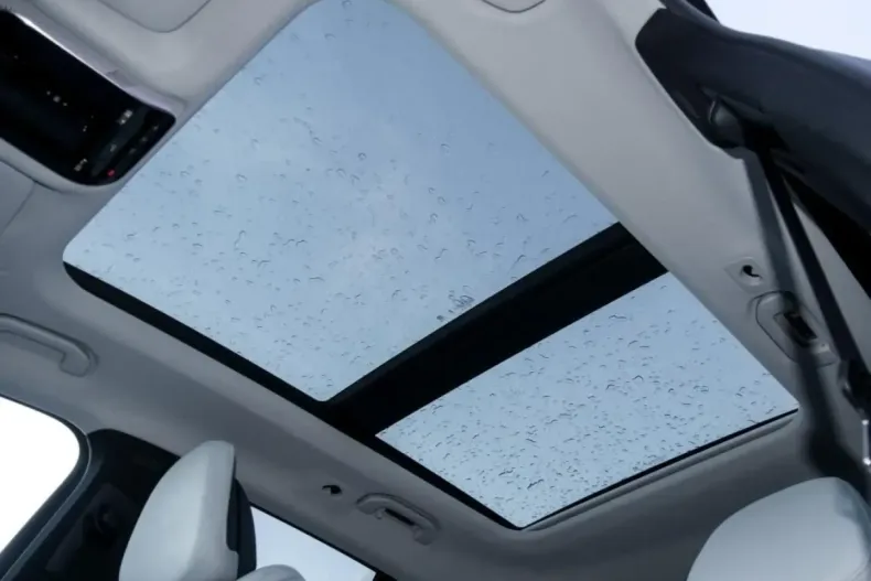 Mercedes-Benz GLC 400 din 2025 cu 17.328 km - oferta MER164639 - foto 9