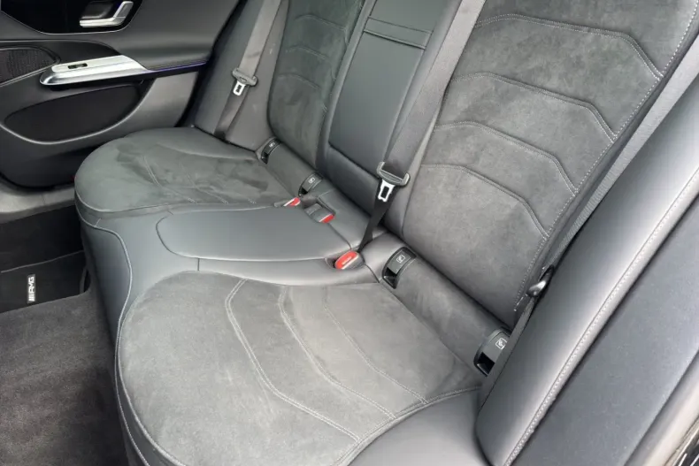 Mercedes-Benz E 450 din 2024 cu 26.100 km - oferta MER164640 - foto 9