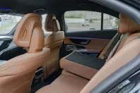 Mercedes-Benz E 450 din 2024 cu 26.933 km - oferta MER164641 - foto 9