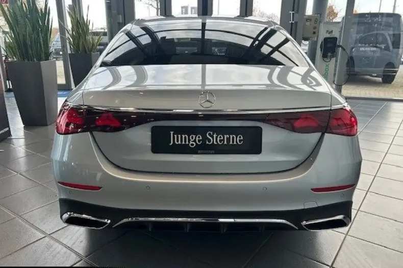 Mercedes-Benz E 450 din 2024 cu 11.815 km - oferta MER164642 - foto 6