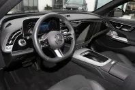 Mercedes-Benz E 400 din 2024 cu 6.400 km - oferta MER164643 - foto 6