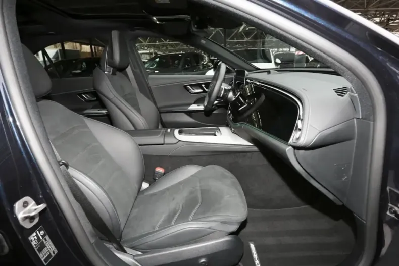 Mercedes-Benz E 400 din 2024 cu 6.400 km - oferta MER164643 - foto 8