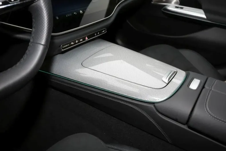 Mercedes-Benz E 400 din 2024 cu 6.400 km - oferta MER164643 - foto 14