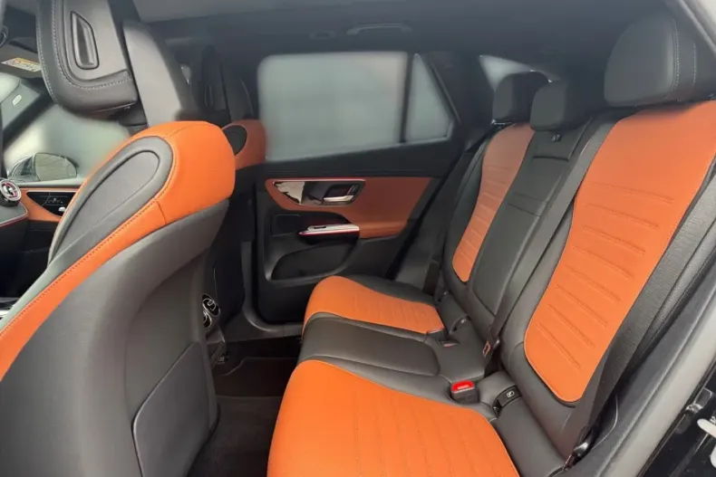 Mercedes-Benz GLC 300 din 2024 cu 19.964 km - oferta MER164644 - foto 11