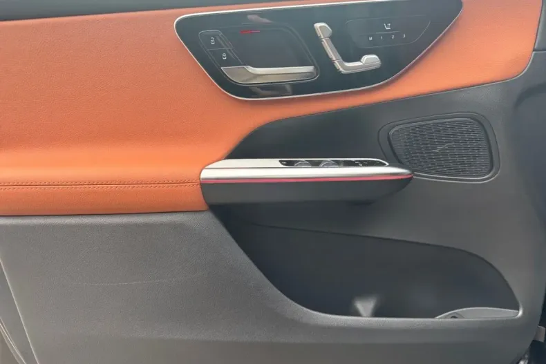 Mercedes-Benz GLC 300 din 2024 cu 19.964 km - oferta MER164644 - foto 16