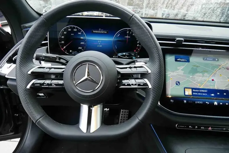 Mercedes-Benz E 400 din 2024 cu 12.183 km - oferta MER164648 - foto 11