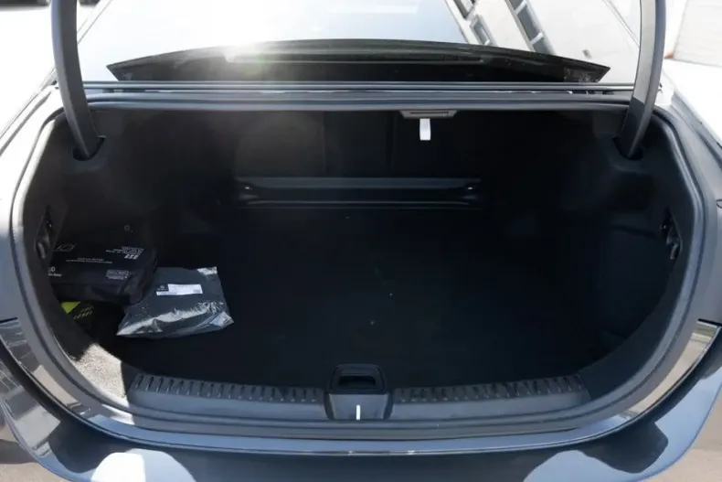 Mercedes-Benz E 450 din 2024 cu 19.329 km - oferta MER164651 - foto 6