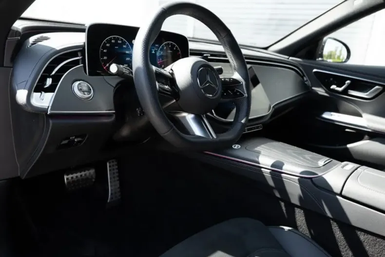 Mercedes-Benz E 450 din 2024 cu 19.329 km - oferta MER164651 - foto 18