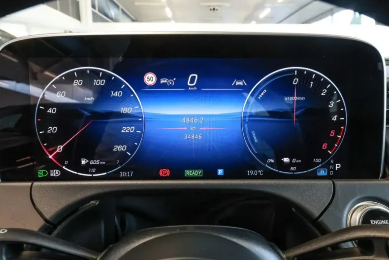 Mercedes-Benz E 300 din 2024 cu 34.843 km - oferta MER164655 - foto 17