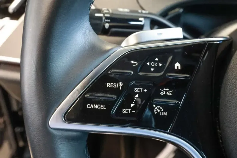 Mercedes-Benz E 300 din 2024 cu 34.843 km - oferta MER164655 - foto 19