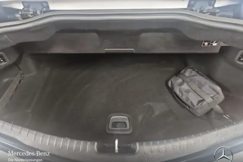 Mercedes-Benz CLE 300 din 2024 cu 11.916 km - oferta MER164659 - foto 16