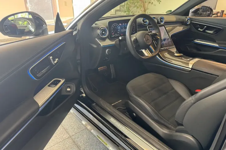 Mercedes-Benz CLE 200 din 2024 cu 29.867 km - oferta MER164660 - foto 5