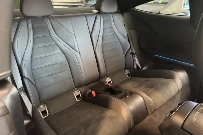 Mercedes-Benz CLE 200 din 2024 cu 29.867 km - oferta MER164660 - foto 13