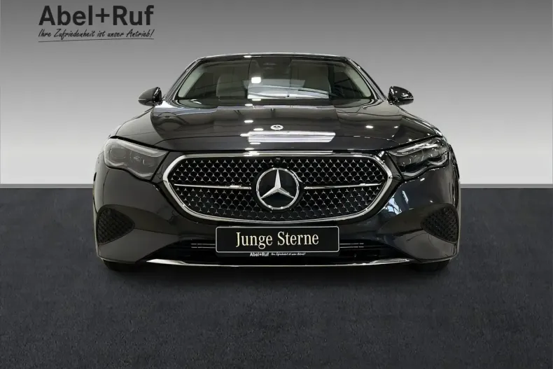 Mercedes-Benz E 450 din 2025 cu 6.094 km - oferta MER164661 - foto 3