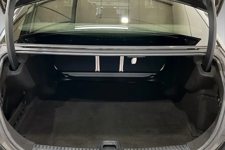 Mercedes-Benz E 450 din 2025 cu 6.094 km - oferta MER164661 - foto 8