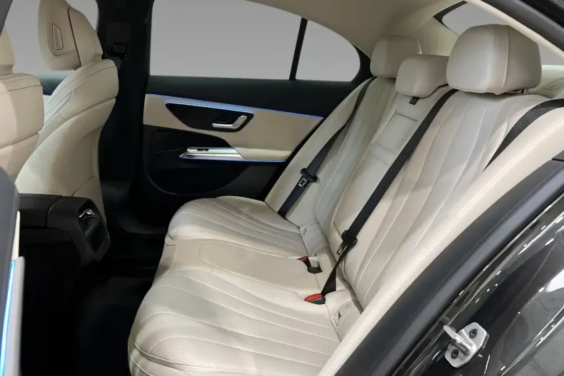 Mercedes-Benz E 450 din 2025 cu 6.094 km - oferta MER164661 - foto 13