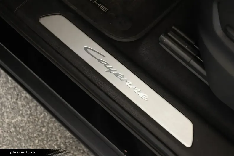 Porsche Cayenne din 2024 cu 30.000 km - oferta POR164666 - foto 10