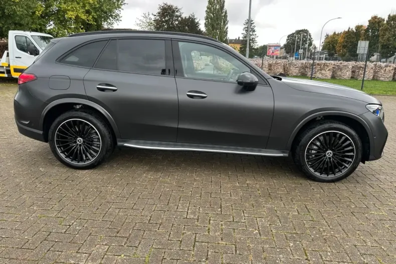 Mercedes-Benz GLC 300 din 2024 cu 24.702 km - oferta MER164668 - foto 4