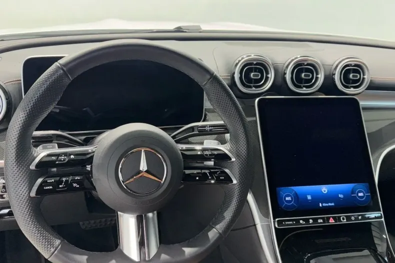 Mercedes-Benz CLE 300 din 2025 cu 4.546 km - oferta MER164676 - foto 9