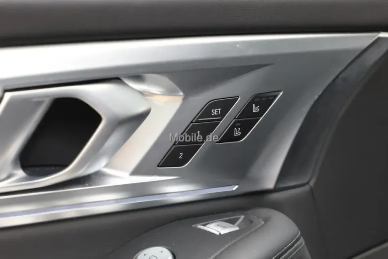 BMW XM din 2023 cu 35.589 km - oferta BMW164682 - foto 9