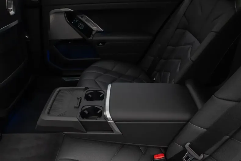 BMW i7 din 2023 cu 23.029 km - oferta BMW164684 - foto 27