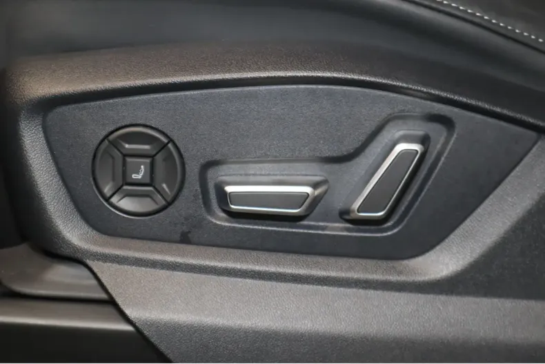 Audi RSQ8 din 2024 cu 15.798 km - oferta AUD164685 - foto 20