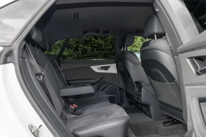 Audi Q8 din 2024 cu 30.390 km - oferta AUD164686 - foto 7