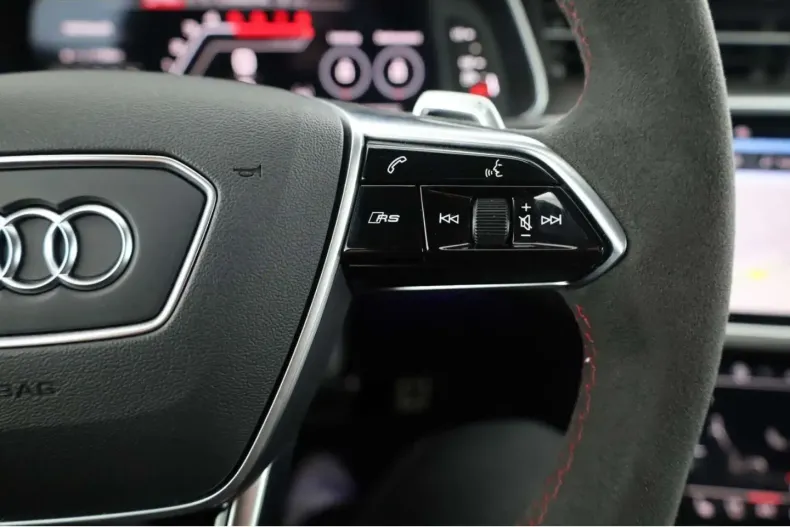 Audi RS6 din 2024 cu 10.500 km - oferta AUD164687 - foto 14