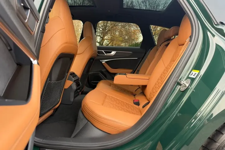 Audi RS6 din 2022 cu 84.000 km - oferta AUD164689 - foto 35