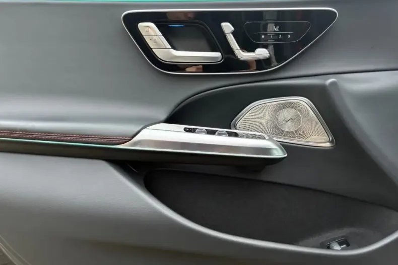 Mercedes-Benz E 53 AMG din 2024 cu 37.800 km - oferta MER164690 - foto 15