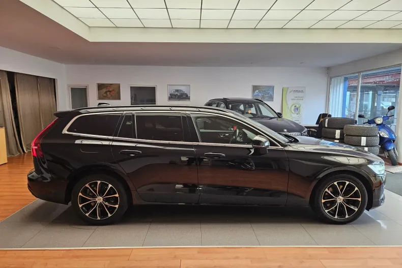 Volvo V60 din 2021 cu 118.000 km - oferta VOL164698 - foto 4