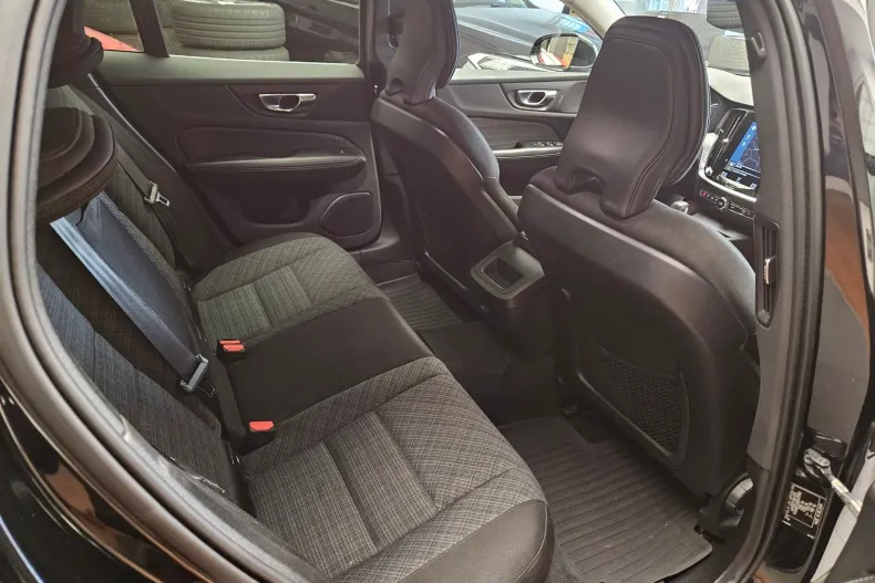 Volvo V60 din 2021 cu 118.000 km - oferta VOL164698 - foto 12