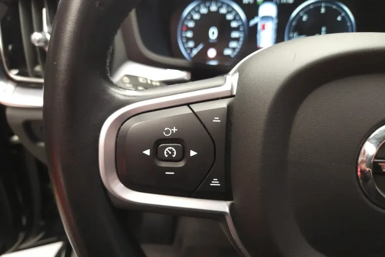 Volvo V60 din 2021 cu 118.000 km - oferta VOL164698 - foto 19